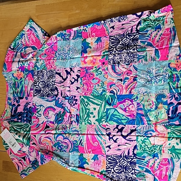 Lilly Pulitzer Etta Scoop-Neck Tee Top Multi Patch To Match - Picture 9 of 9
